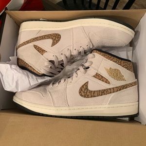 Nike air jordan mid elephant brown